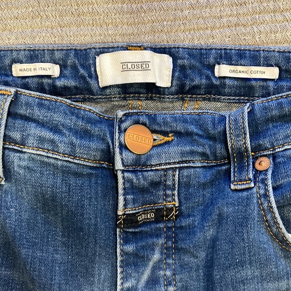 Closed Hi-Sun Crop Flare Jeans - Picture 12 of 16